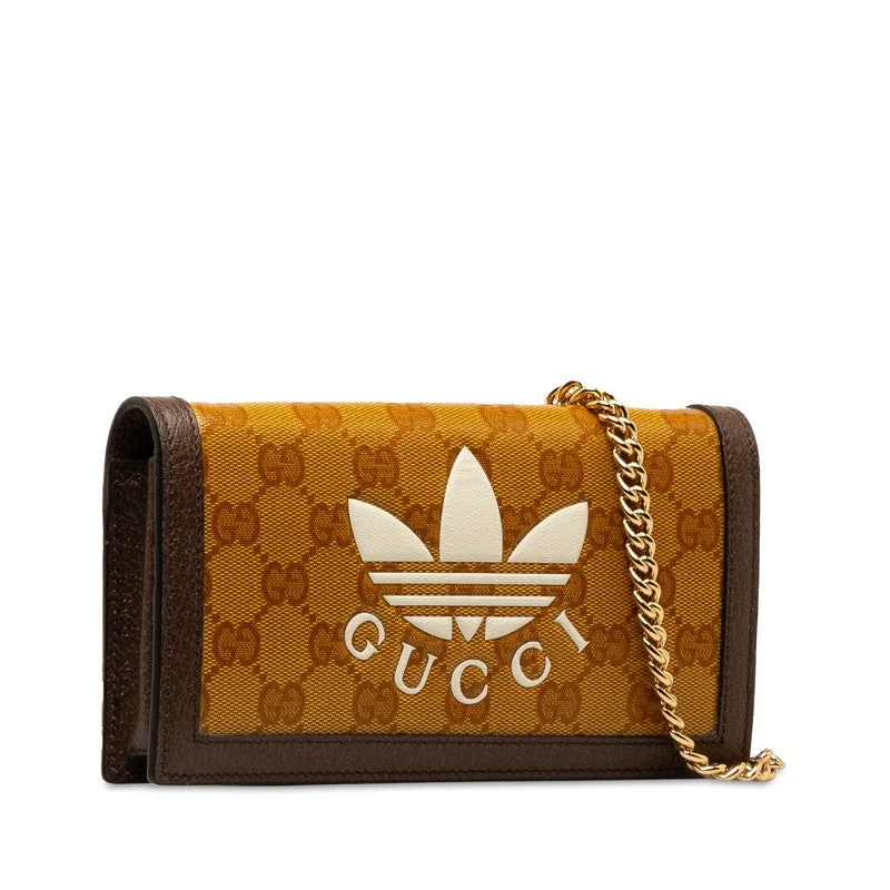 Gucci x Adidas Twisted Chain Shoulder Wallet 621892 Beige Brown PVC Leather  Gucci