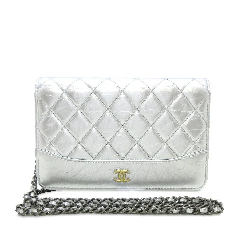 Chanel Aged Calfskin Gabrielle Wallet on Chain (SHG-JiFHOH)