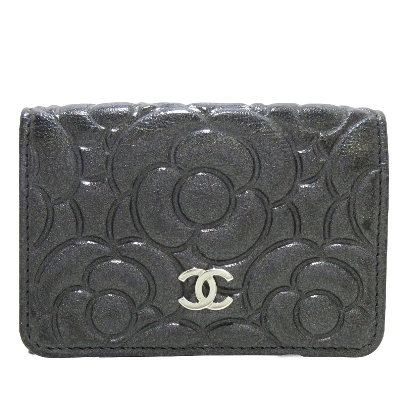 Chanel Camellia Goatskin Trifold Wallet (SHG-aIF3CD)