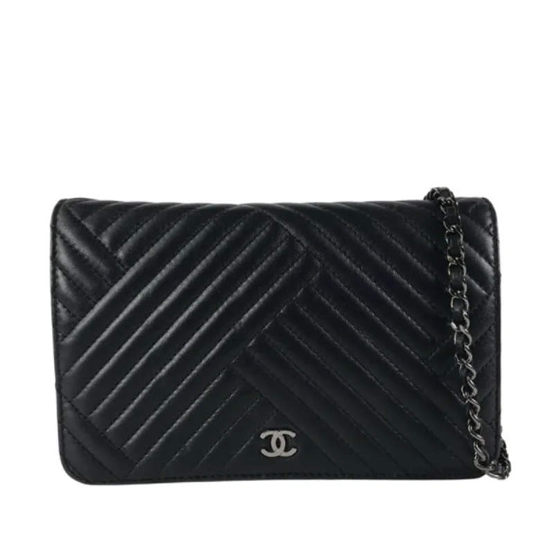 Chanel CC Crossing Wallet on Chain (SHG-PFbWdZ)