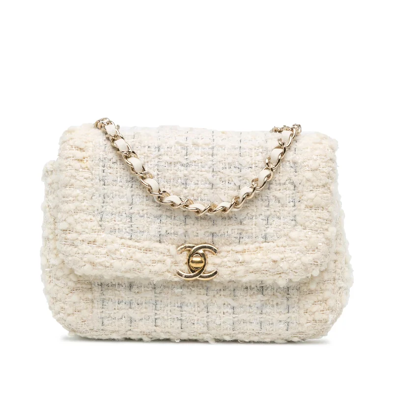 Chanel CC Mini Tweed Flap Crossbody (SHG-gTRs6R)