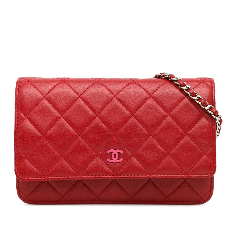 Chanel Classic Lambskin Wallet on Chain (SHG-lnfadS)