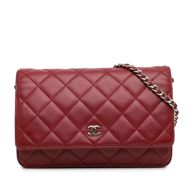 Chanel Classic Lambskin Wallet on Chain (SHG-okrtIp)