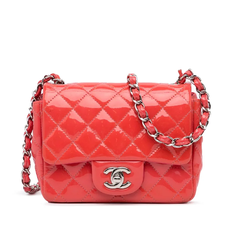 Chanel Classic Patent Single Flap (SHG-iFxa9n)