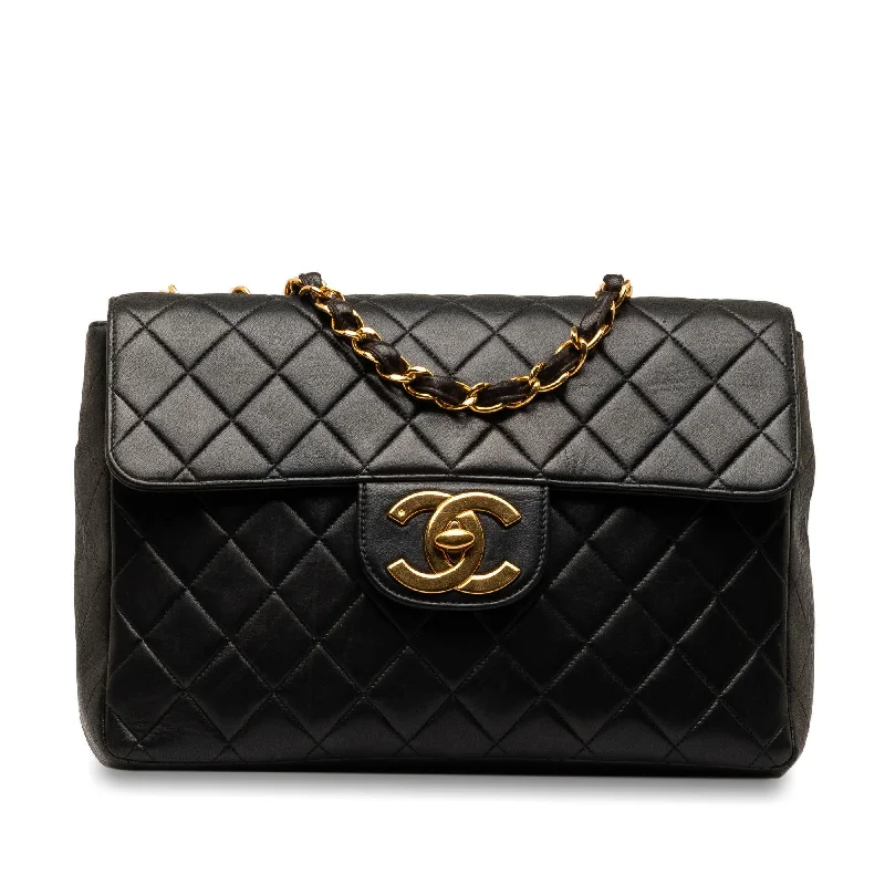 Chanel Jumbo XL Classic Lambskin Single Flap (SHG-cqY9eg)