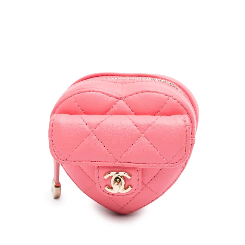 Chanel Lambskin CC In Love Heart Zipped Arm Coin Purse (SHG-soOGdf)