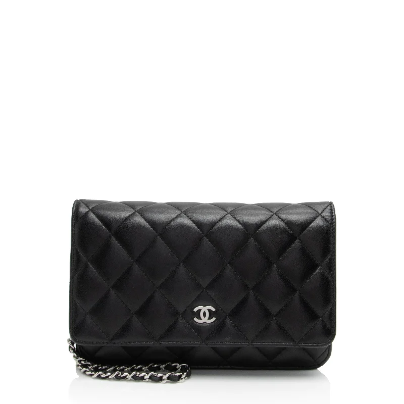 Chanel Lambskin Classic Wallet on Chain (SHF-zqvIju)