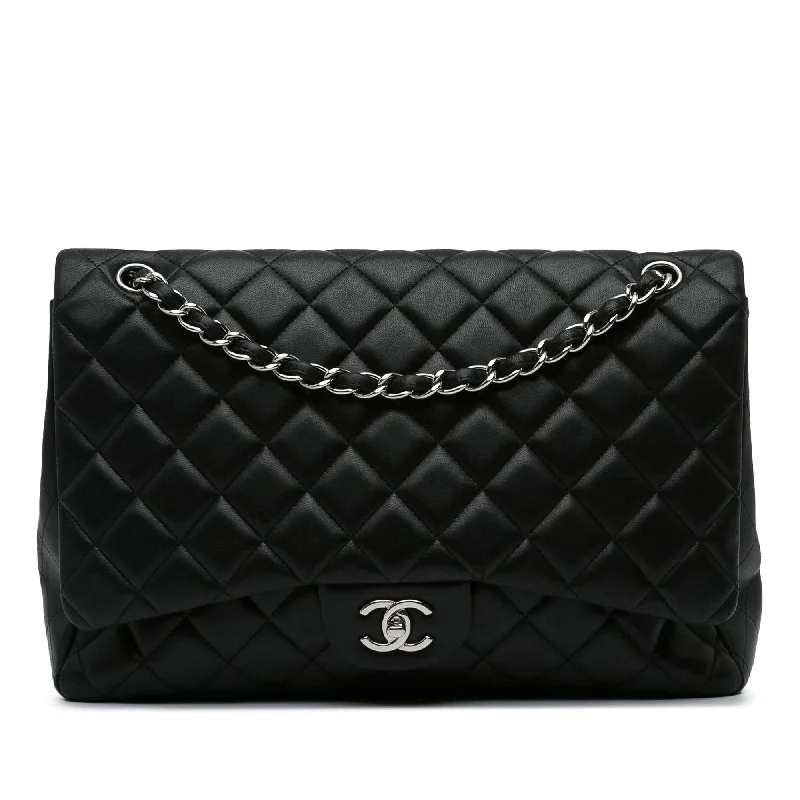 Chanel Maxi Classic Lambskin Single Flap (SHG-C8eJpN)