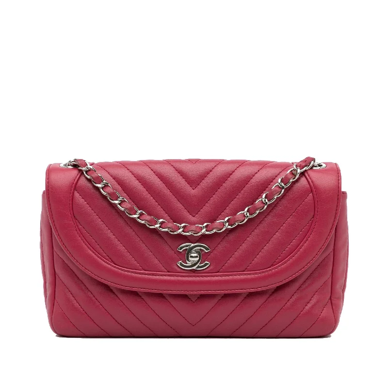 Chanel Medium Chevron Single Flap (SHG-4CNJVH)