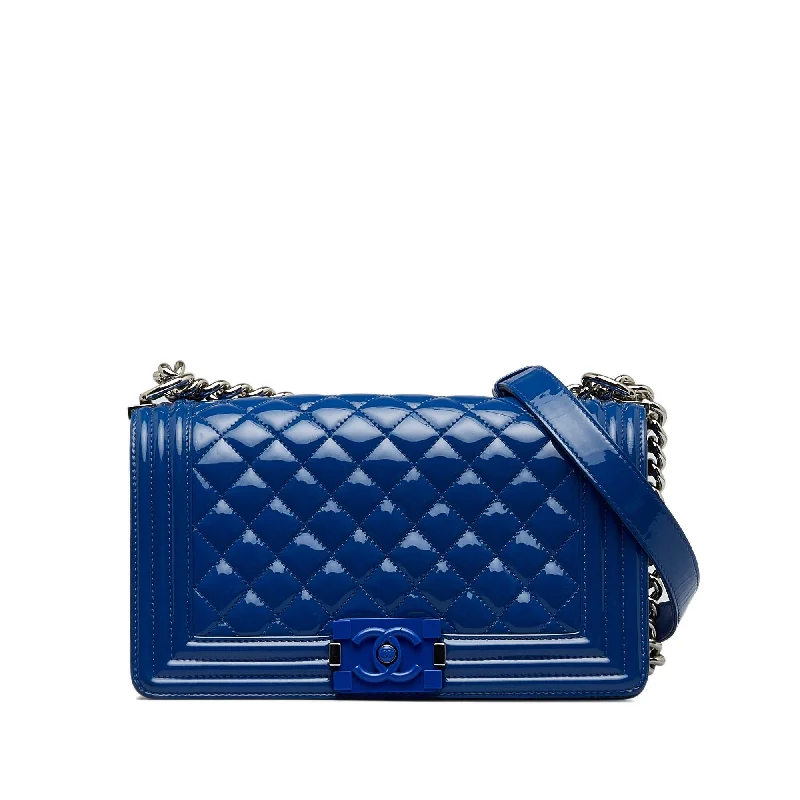 Chanel Medium Patent Boy Plexiglass Crossbody Bag (SHG-MIDfdG)