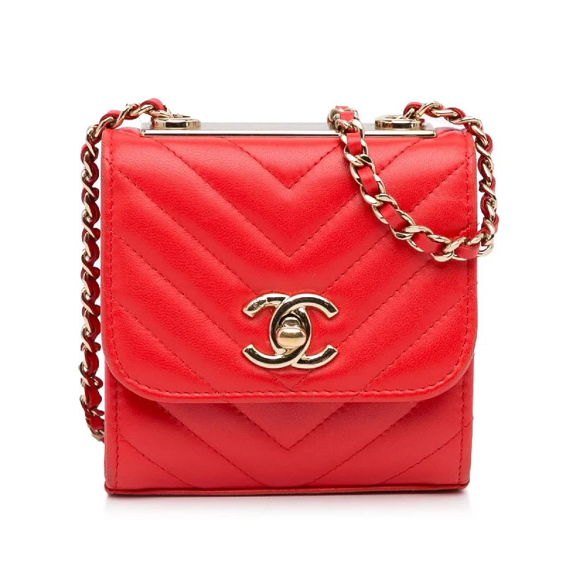 Chanel Mini Chevron Quilted Lambskin Trendy CC Chain Wallet (SHG-9U0SK0)