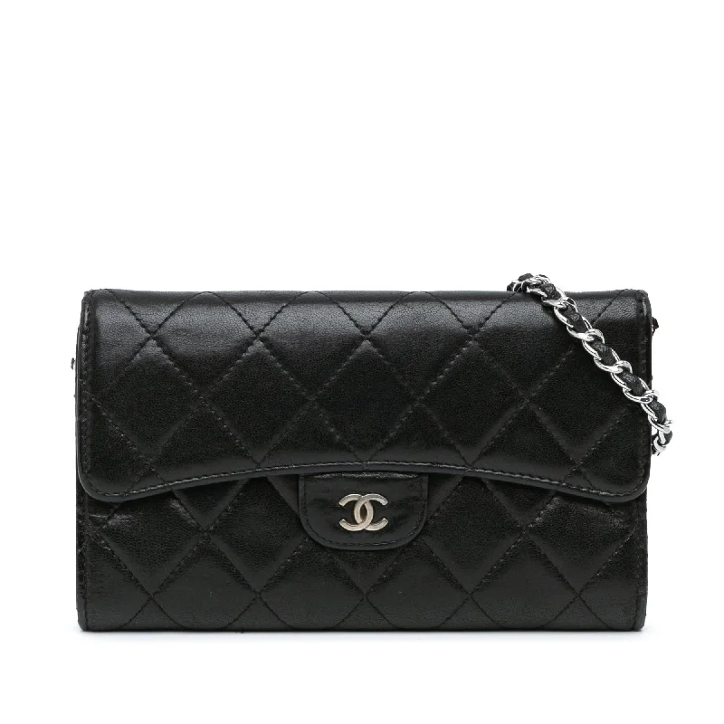 Chanel Mini Classic Caviar Flap Wallet on Chain (SHG-oPUFCl)