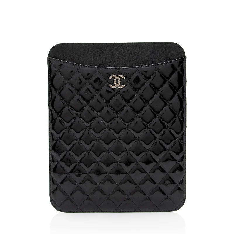 Chanel Patent Leather CC Brilliant iPad Case (SHF-erdd74)