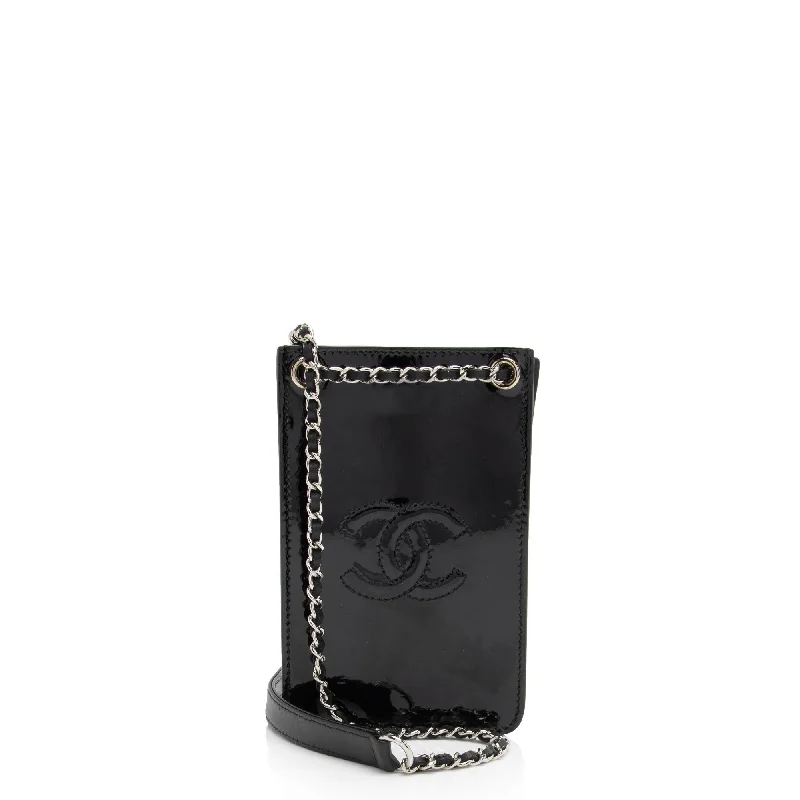 Chanel Patent Leather CC Phone Holder Crossbody (SHF-VnP7Do)