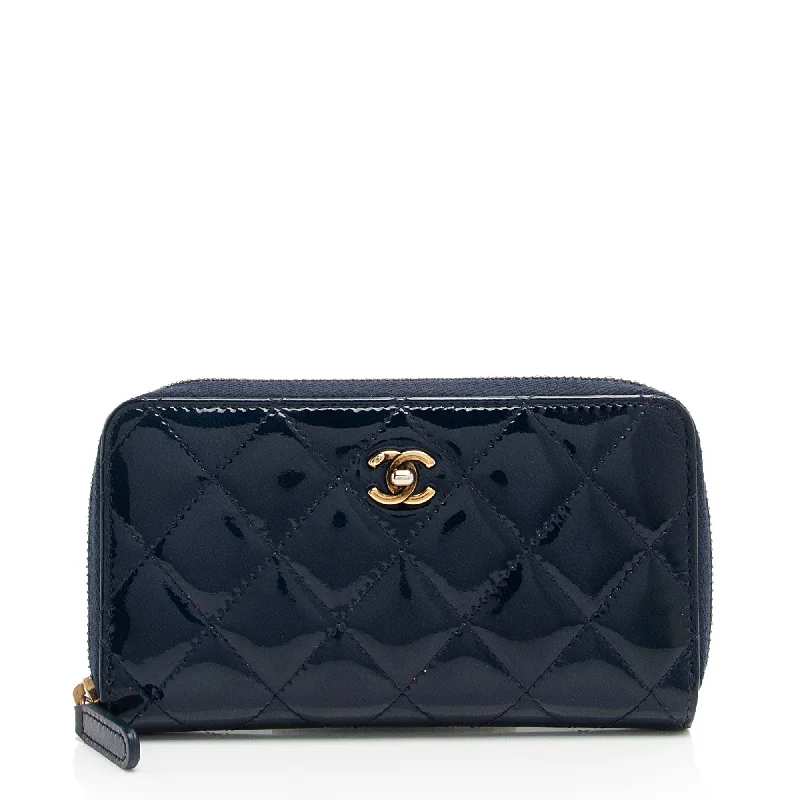 Chanel Patent Leather CC Zip Around Small Wallet (SHF-WiZA9X)