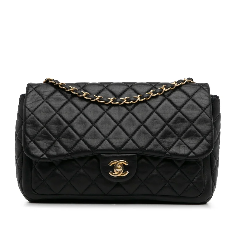 Chanel Small Lambskin Single Flap (SHG-HELS4Y)