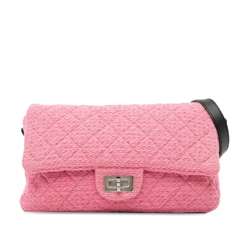 Chanel Tweed Mademoiselle Lock Crossbody (SHG-PQp9XU)