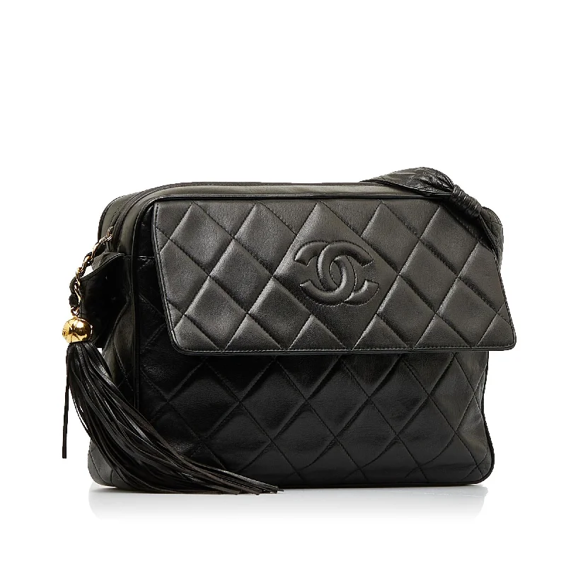 Chanel CC Matelasse Tassel Crossbody (ZmhsO3)