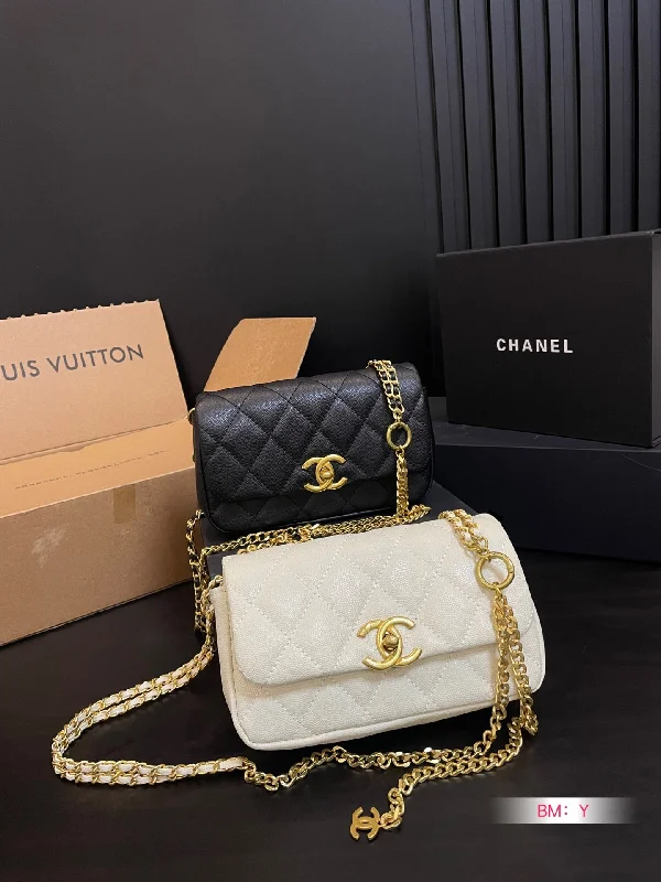 CHANEL Chain Bag Flip Shoulder Bag Crossbody Bag