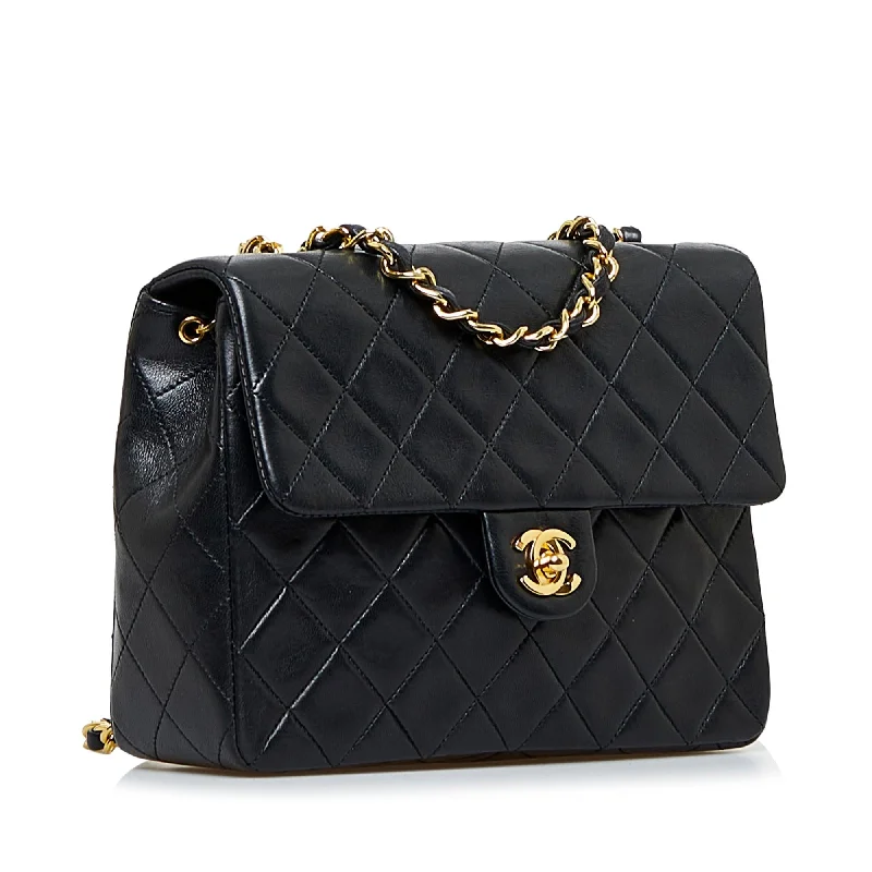 Chanel Classic Lambskin Single Flap (yfW8dh)