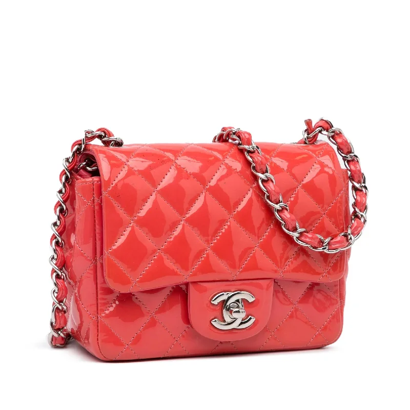 Chanel Classic Patent Single Flap (QPRCpo)