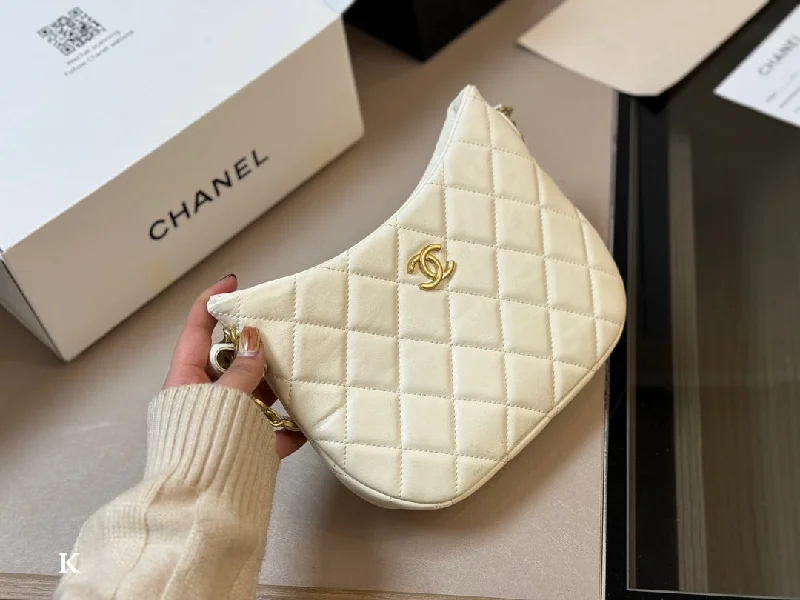 CHANEL Hobo Handbag Bag