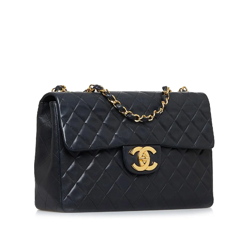 Chanel Jumbo XL Classic Lambskin Maxi Single Flap (H0fuvy)