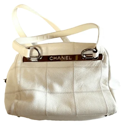 WOW! AUTHENTIC 2005 CHANEL LAX SQUARE STITCH CREAM CAVIAR LEATHER HANDBAG