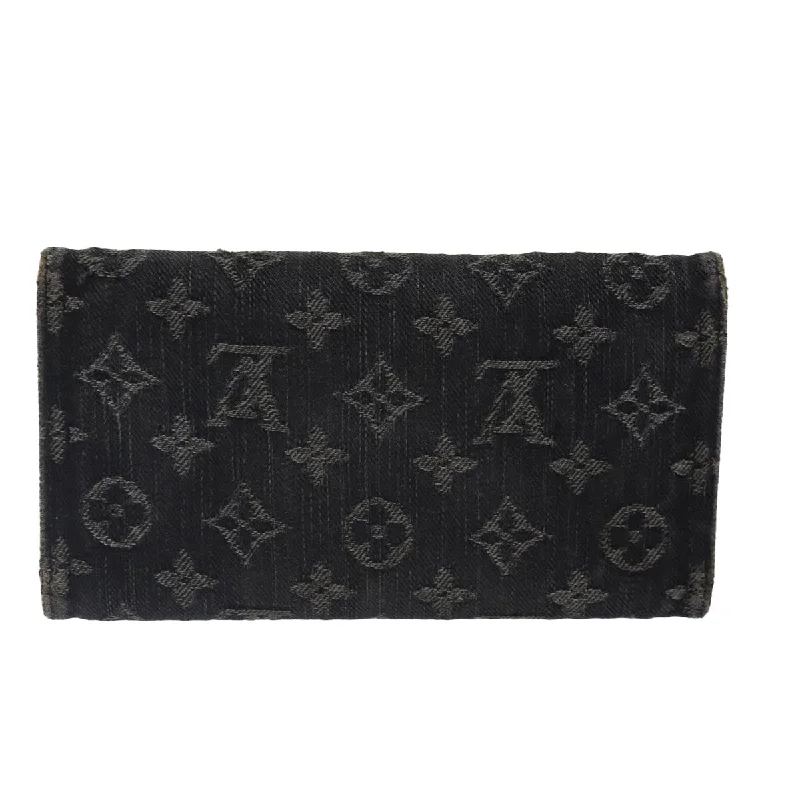 LOUIS VUITTON Amelia Wallet