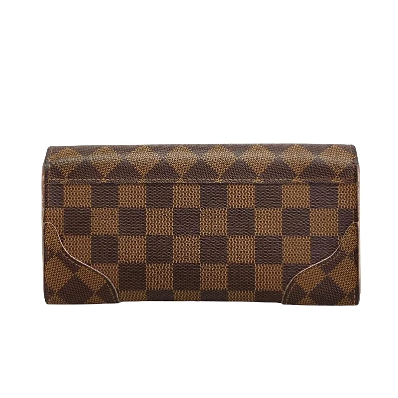 LOUIS VUITTON Caissa Wallet