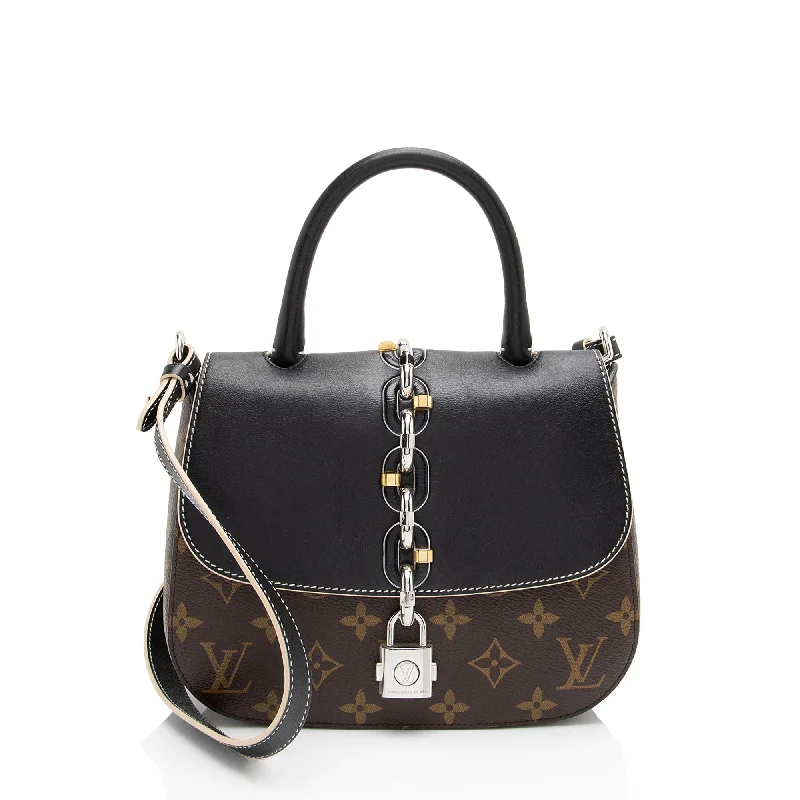 Louis Vuitton Monogram Canvas Chain It PM Shoulder Bag - FINAL SALE (SHF-Cs01bC)